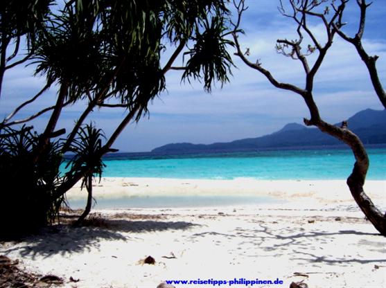 Mantigue island, view to Camiguin